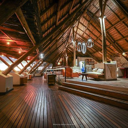 Ongava Lodge 오카우쿠에요 외부 사진