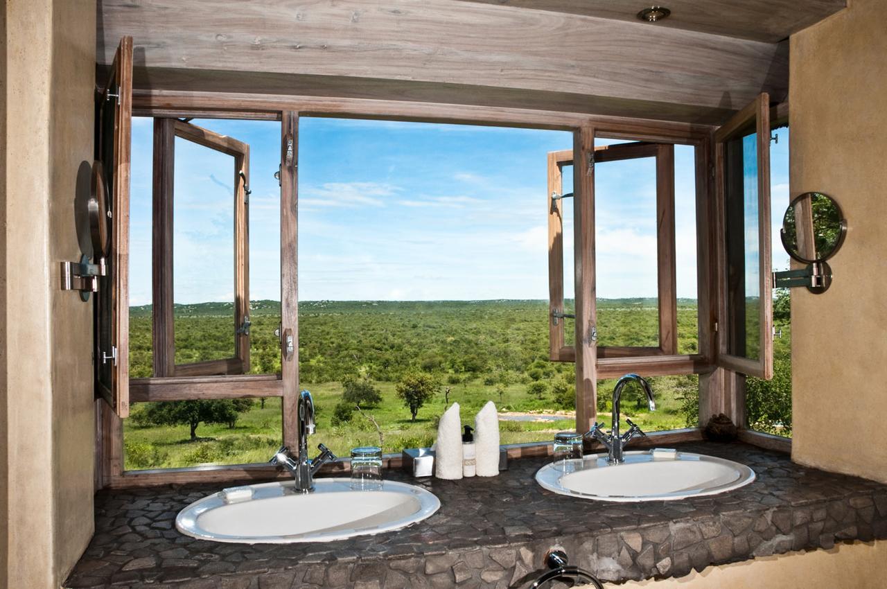 Ongava Lodge 오카우쿠에요 외부 사진